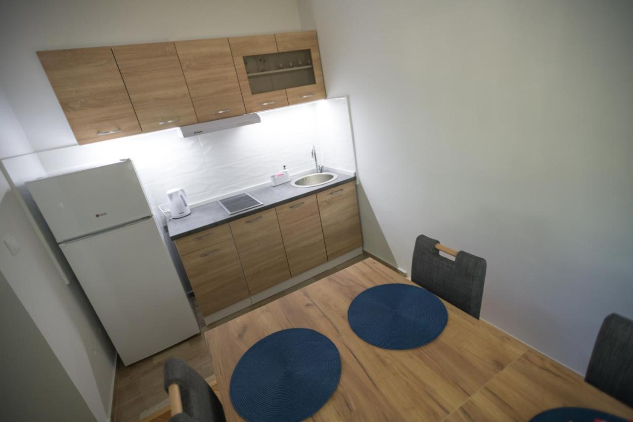 Apartman Studio Blue Subotica Buitenkant foto